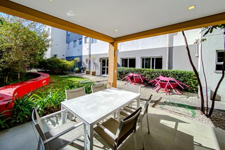 Apartamento à venda com 33m², 1 quarto e sem vagaÁrea comum - Churrasqueira