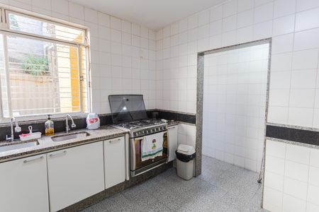 Cozinha de casa à venda com 6 quartos, 468m² em São Lucas, Belo Horizonte