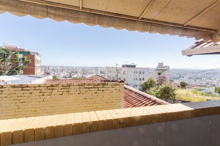 Vista da Suíte no 2 andar da Casa 2 de casa à venda com 6 quartos, 468m² em São Lucas, Belo Horizonte