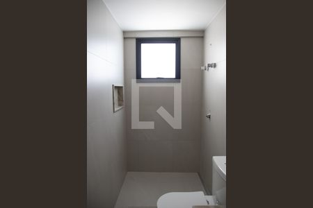 Banheiro de apartamento para alugar com 2 quartos, 65m² em Setor Marista, Goiânia
