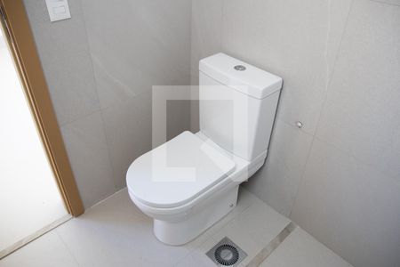 Banheiro da Suíte de apartamento para alugar com 2 quartos, 65m² em Setor Marista, Goiânia
