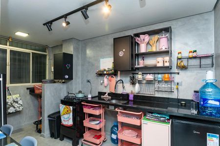 Apartamento à venda com 83m², 2 quartos e sem vaga Apartamento à venda com 83m², 2 quartos e sem vagaCozinha