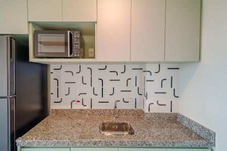 Cozinha de kitnet/studio para alugar com 1 quarto, 32m² em Butantã, São Paulo