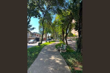 Apartamento para alugar com 72m², 2 quartos e sem vagaÁrea externa