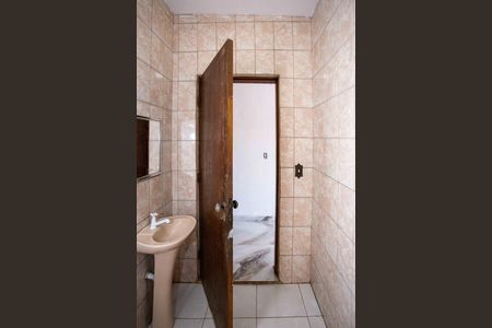 Casa para alugar com 160m², 3 quartos e 1 vagaBanheiro 1