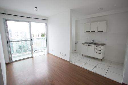 Sala de apartamento para alugar com 2 quartos, 49m² em Pechincha, Rio de Janeiro