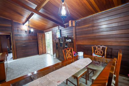 Casa para alugar com 1100m², 4 quartos e 4 vagas Casa para alugar com 1100m², 4 quartos e 4 vagasSala de Jantar