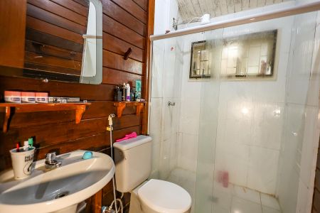 Casa para alugar com 1100m², 4 quartos e 4 vagas Casa para alugar com 1100m², 4 quartos e 4 vagasBanheiro