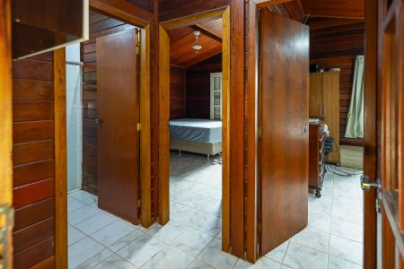 Casa para alugar com 1100m², 4 quartos e 4 vagas Casa para alugar com 1100m², 4 quartos e 4 vagasCorredor