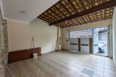 Casa para alugar com 1m², 3 quartos e 2 vagasGaragem 