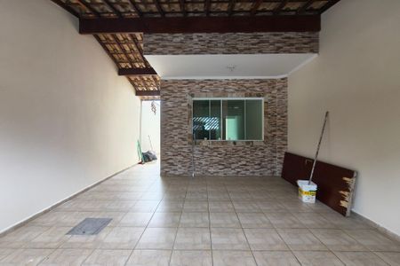 Casa para alugar com 1m², 3 quartos e 2 vagasGaragem 