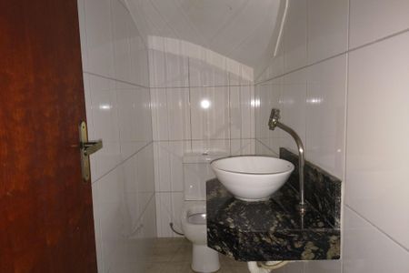 Casa para alugar com 1m², 3 quartos e 2 vagasLavabo 