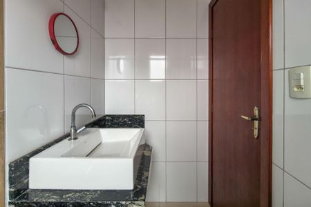 Casa para alugar com 1m², 3 quartos e 2 vagasBanheiro da Suíte 2