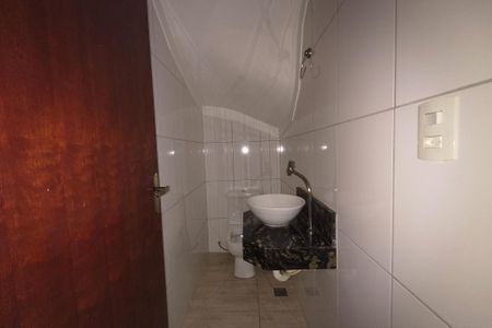 Casa para alugar com 1m², 3 quartos e 2 vagasLavabo 