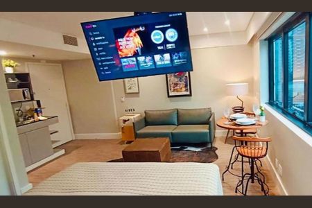 Sala / Quarto de kitnet/studio para alugar com 1 quarto, 35m² em Indianópolis, São Paulo