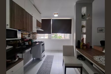 Apartamento para alugar com 72m², 2 quartos e sem vagaCozinha 