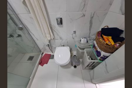 Apartamento para alugar com 72m², 2 quartos e sem vagaBanheiro 