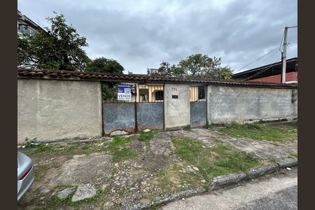 Casa para alugar com 52m², 2 quartos e 1 vagaFachada + placa
