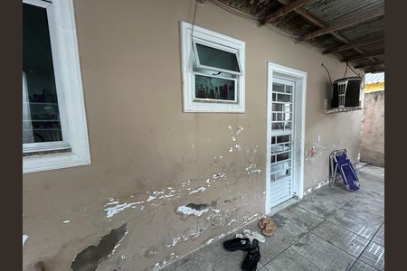 Varanda de casa para alugar com 2 quartos, 52m² em Anchieta, Nilópolis