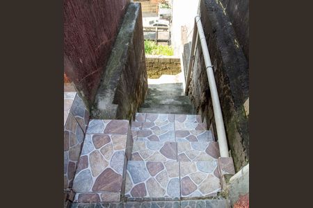 Casa para alugar com 160m², 3 quartos e sem vagaEscada