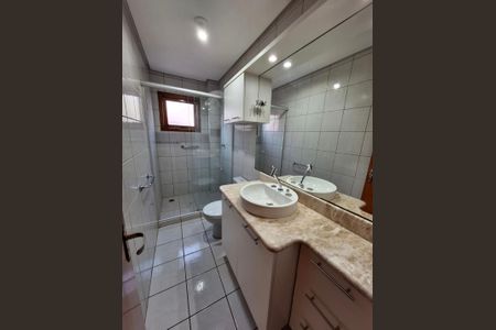 Apartamento para alugar com 77m², 2 quartos e 1 vaga Apartamento para alugar com 77m², 2 quartos e 1 vagaBanheiro da Suíte