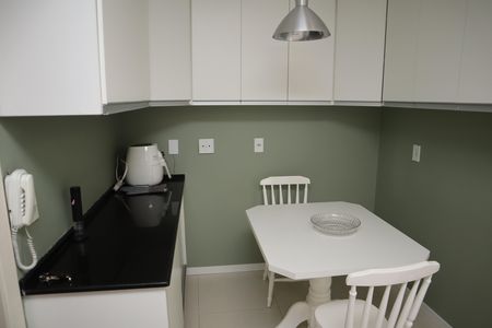 Apartamento à venda com 218m², 3 quartos e 3 vagasCOZINHA