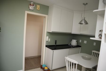 COZINHA de apartamento à venda com 3 quartos, 218m² em Recreio dos Bandeirantes, Rio de Janeiro