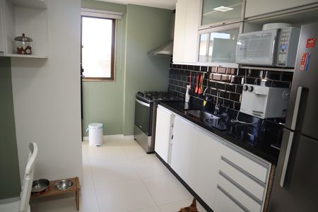 Apartamento à venda com 218m², 3 quartos e 3 vagasCOZINHA