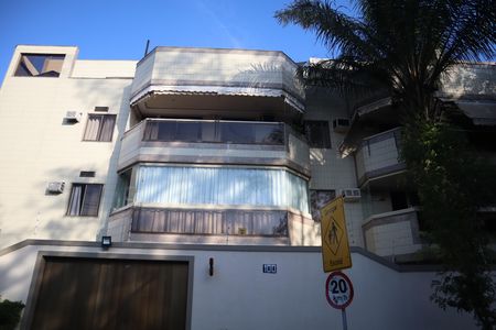 Apartamento à venda com 218m², 3 quartos e 3 vagasFACHADA