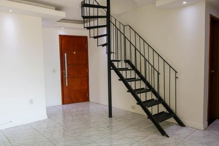 Apartamento à venda com 150m², 2 quartos e 2 vagasSala