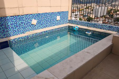 Apartamento à venda com 150m², 2 quartos e 2 vagasCobertura 