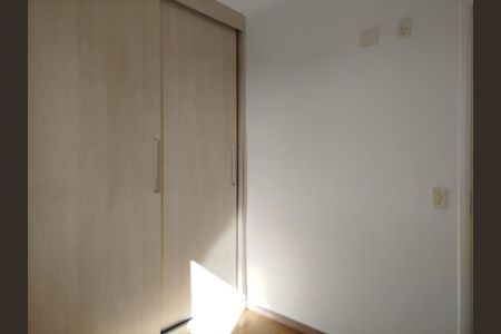 Quarto 1 de apartamento para alugar com 2 quartos, 48m² em Vila Moreira, São Paulo