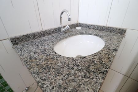 Apartamento para alugar com 45m², 2 quartos e 1 vagaBanheiro do Quarto 2