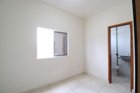 Apartamento para alugar com 45m², 2 quartos e 1 vagaQuarto 2 - Suíte