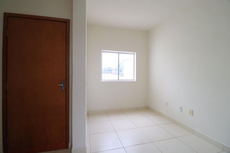 Sala de apartamento para alugar com 2 quartos, 45m² em Jardim Ipanema, Uberlândia