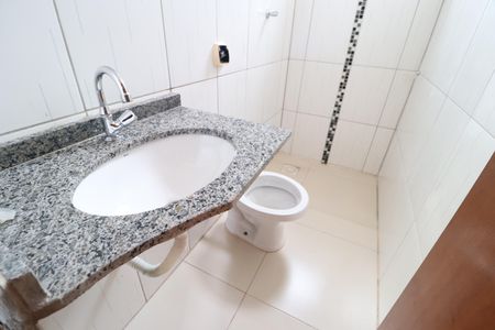 Apartamento para alugar com 45m², 2 quartos e 1 vagaBanheiro Social