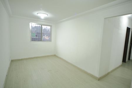 Sala de apartamento para alugar com 2 quartos, 56m² em Santa Terezinha, São Bernardo do Campo