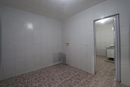 Casa para alugar com 45m², 1 quarto e sem vagaSala e Quarto