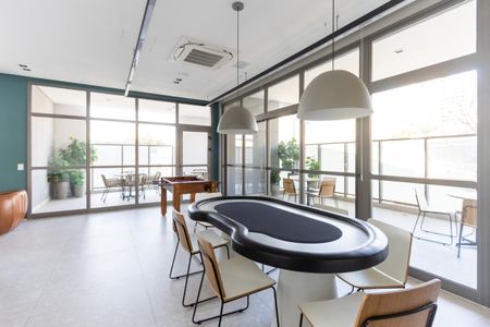 Apartamento para alugar com 80m², 2 quartos e 1 vaga