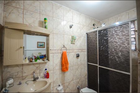 Casa para alugar com 170m², 3 quartos e 1 vaga Casa para alugar com 170m², 3 quartos e 1 vagaSuíte - Banheiro - Casa 1