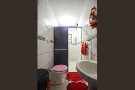 Casa para alugar com 170m², 3 quartos e 1 vaga Casa para alugar com 170m², 3 quartos e 1 vagaBanheiro - Casa 2