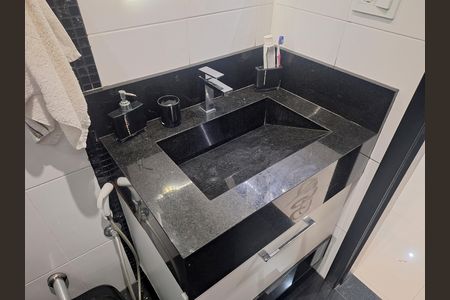 Casa à venda com 120m², 2 quartos e sem vagaBanheiro Quarto 2