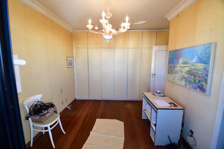 Apartamento à venda com 380m², 3 quartos e 4 vagasQuarto 1 - Suíte