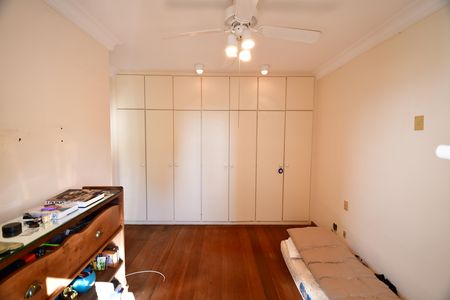 Quarto 2 - Suíte de apartamento à venda com 3 quartos, 380m² em Cambuí, Campinas