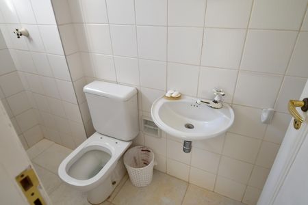 Apartamento à venda com 380m², 3 quartos e 4 vagasBanheiro de serviço