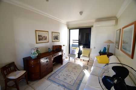 Apartamento à venda com 380m², 3 quartos e 4 vagasSala 2