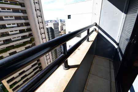 Quarto 2 - Suíte Sacada de apartamento à venda com 3 quartos, 380m² em Cambuí, Campinas