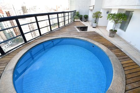 Apartamento à venda com 380m², 3 quartos e 4 vagasPiscina