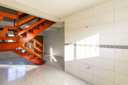 Casa para alugar com 70m², 2 quartos e 2 vagas Casa para alugar com 70m², 2 quartos e 2 vagasCozinha