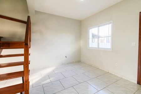 Sala de casa para alugar com 2 quartos, 70m² em Vila Vista Alegre, Cachoeirinha